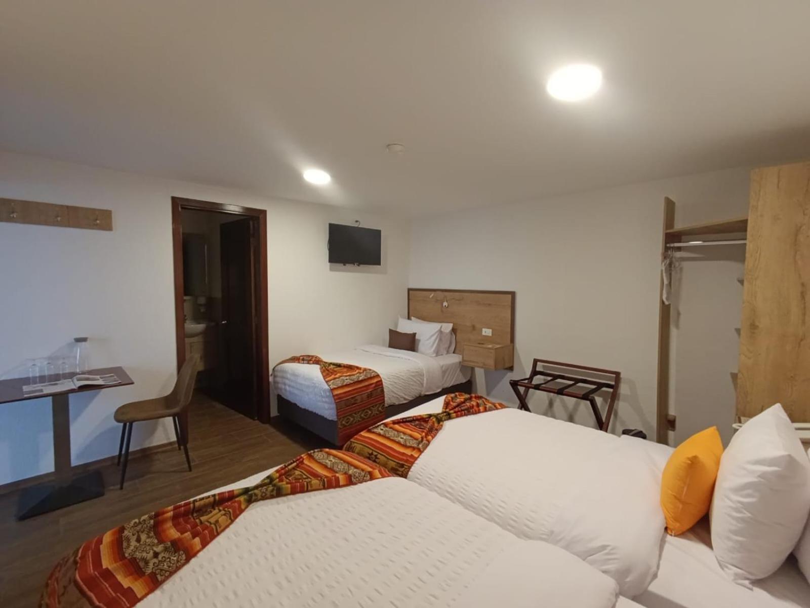 Casona Tobar Hotel กีโต ภายนอก รูปภาพ